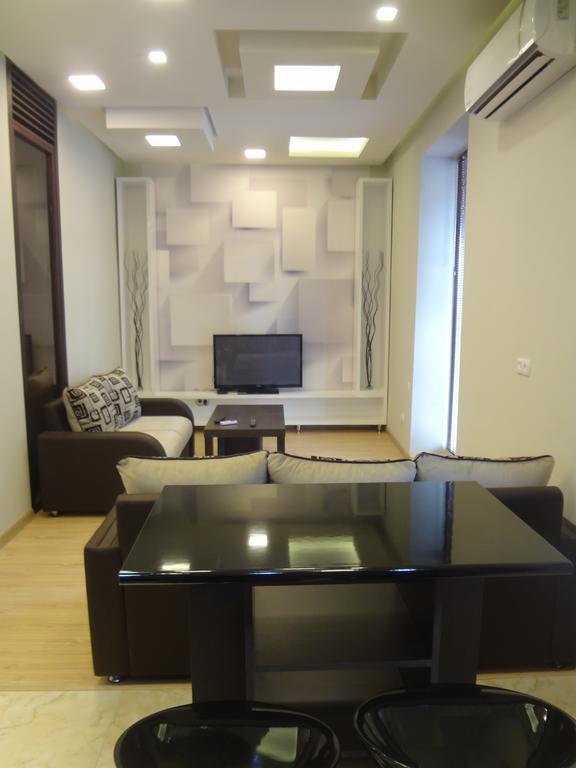 Modern Komitas Flat Hotell Jerevan Rom bilde